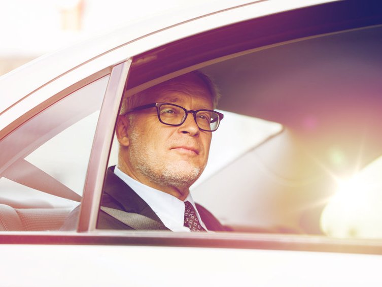 Mijn valse herinnering: Opa zit achterin de taxi onderweg naar zijn begrafenis