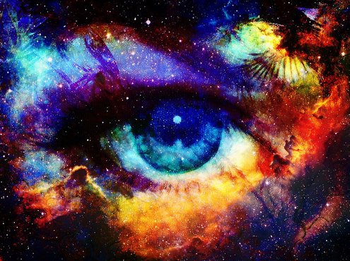 Een spiritueel oog in de kosmos, met kleurige sterrennevels er omheen